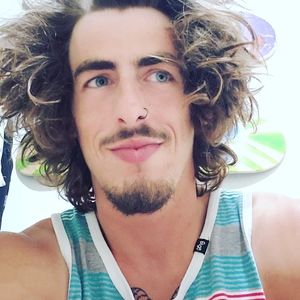 Meet your Posher, Gab